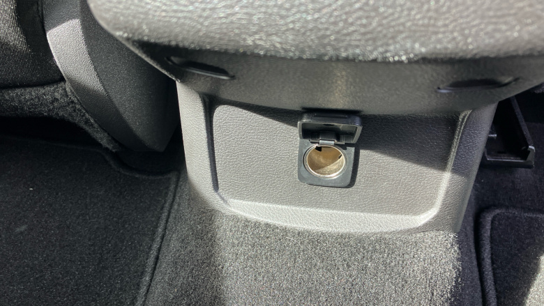 Ford Mondeo 2.0 TDCi Titanium 5dr Diesel Hatchback